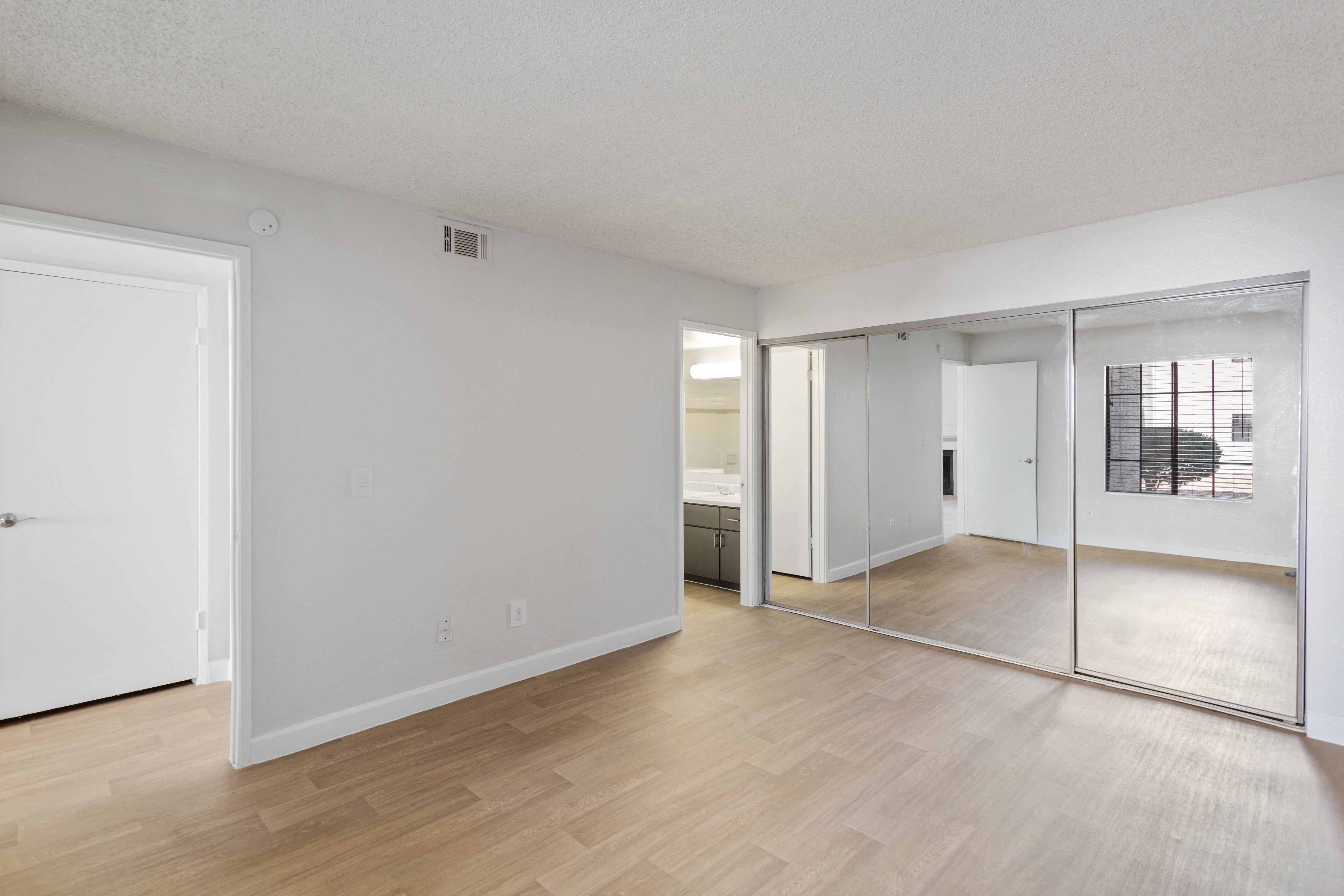 Montego Bay Apartments Image 56
